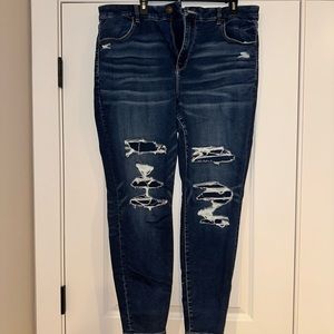 American Eagle curvy high rise jegging destructed